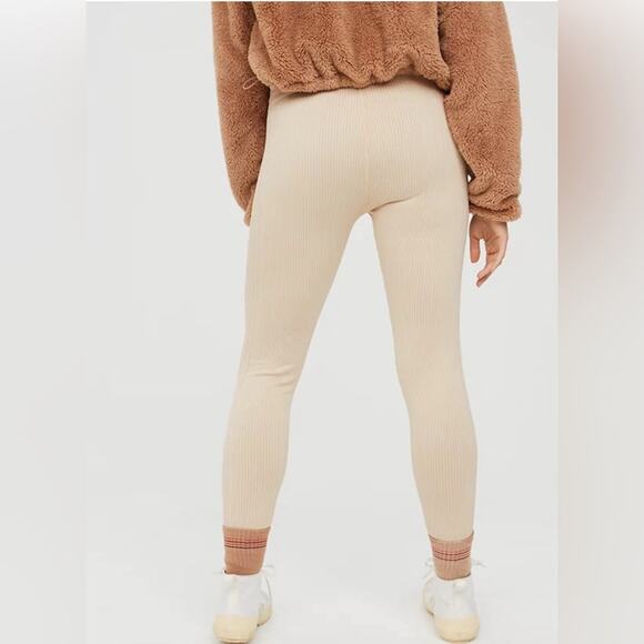 Aerie OFFLINE By Aerie Seamless Cable High Waisted Legging [A-40] - Picture 3 of 8